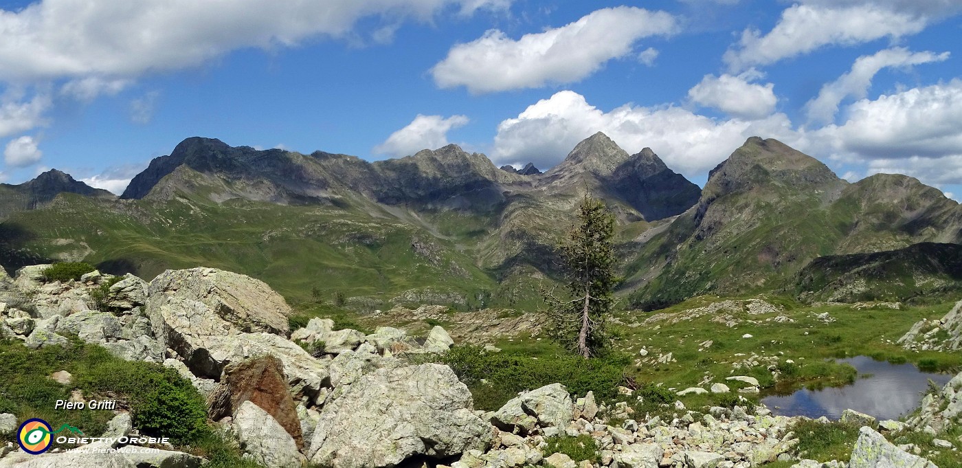 49 Le alte cime della conca del Calvi (da sx) Aga-Rondenino-Diavolo-Grabiasca.jpg